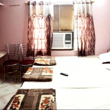 Hotel P N Ganga Varanasi Exterior photo
