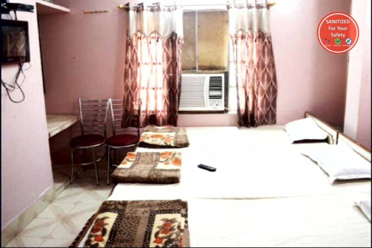 Hotel P N Ganga Varanasi Exterior photo